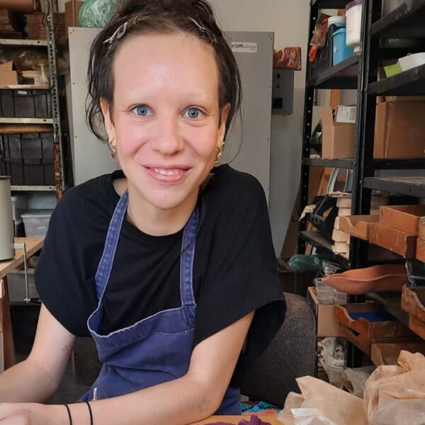 Ana Delfino - Professora de cerâmica