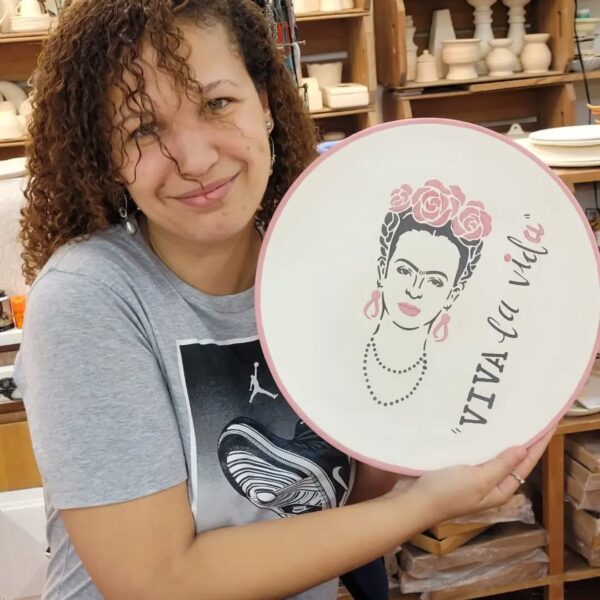 Jussara Coelho - Professora de cerâmica