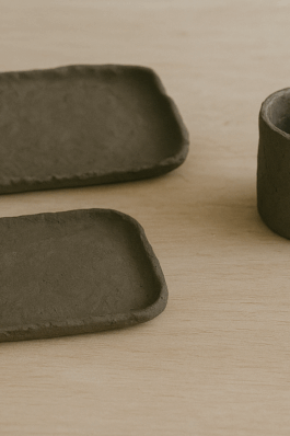 Monte sua cozinha: Pratos e Copos em Placa